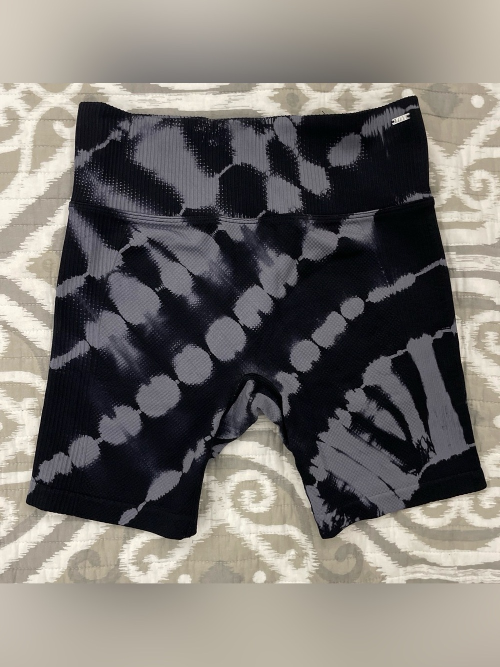 PINK Victoria's Secret Black & Gray Tie-Dye High-Rise Bike Shorts